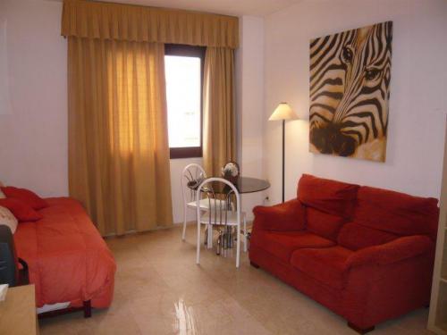Se vende apartamento en la zona de NerviOn en Sevilla.Apartamento