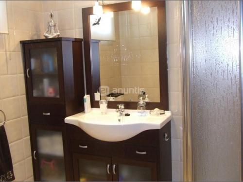 Se vende estupenda casa en ecija (Sevilla).casa adosada de 2