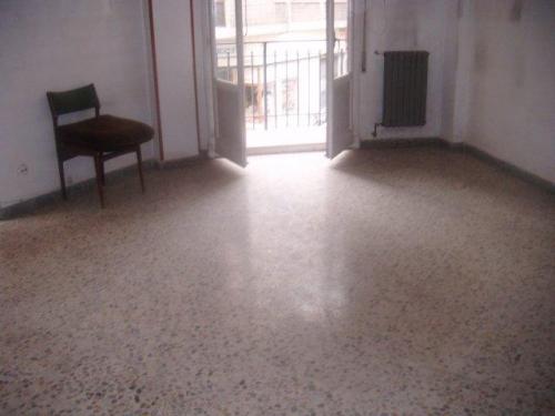 PISO JUNTO AVENIDA VALENCIA CALLE BURGOS 2 DORMITORIOS MAS SALON