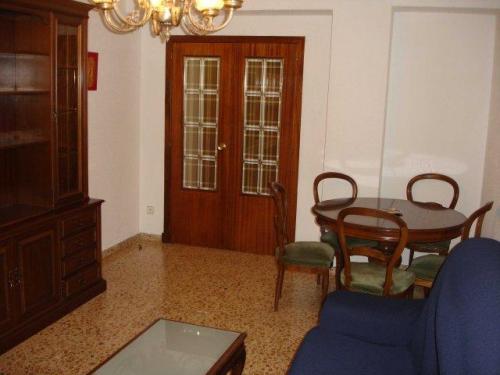 PISO EN VIA HISPANIDAD LOS ENLACES 3 DORMITORIOS MAS SALON