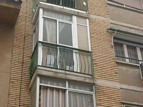 Piso de 58 m2 utiles .Piso de tres dormitorios y