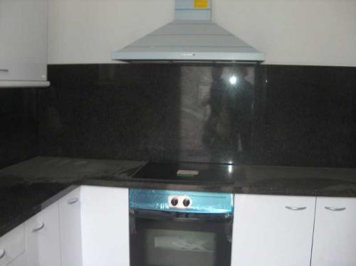 Coqueto ático cerca de la plaza de Santa Ana.