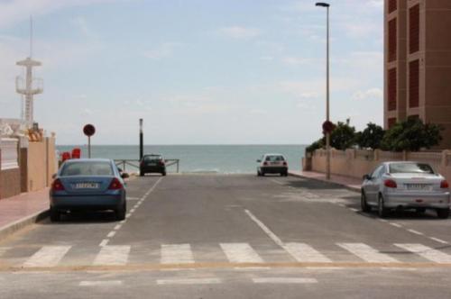 PLAYA DE LA MATA DUPLEX 2 HABS AL LADO PLAYA 106.000E 