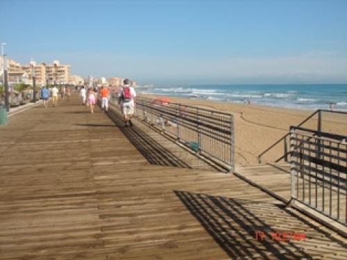 PLAYA DE LA MATA,VIVIENDA JUNTO AL MAR POR SOLO 29.000 EUROS.