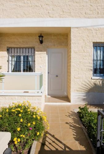 Bungalow mirador 2 dormitorios  con jardin torrevieja