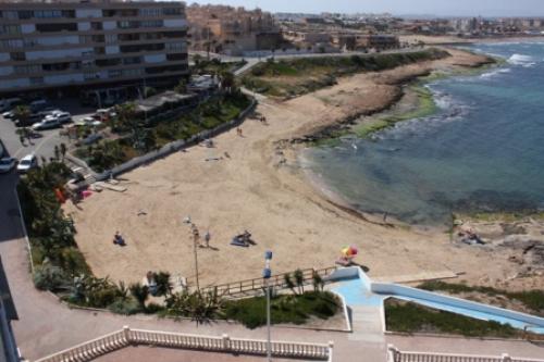 PLAYA LA MATA 1ª LINEA VISTAS ESPECTACULARES AL MAR 2 HABS 63.000EUROS,GANGA.