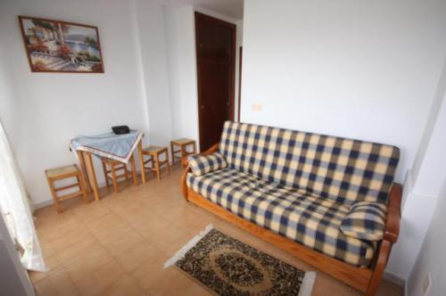 PLAYA DE LA MATA ,VIVIENDA JUNTO AL MAR POR SOLO 32.500 EUROS. 