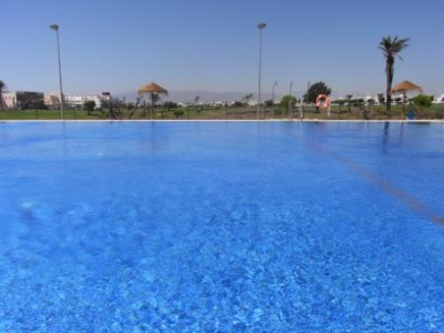 venta de apartamento de 1 dormitorio poviniente de adjudicacion bancaria a estrenar en el toyo-retamar en la costa de almeria 