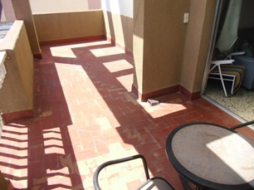 VENTA DE ÁTICO DE 2 DOR. EN ZONA CÉNTRICA DE ALMERIA