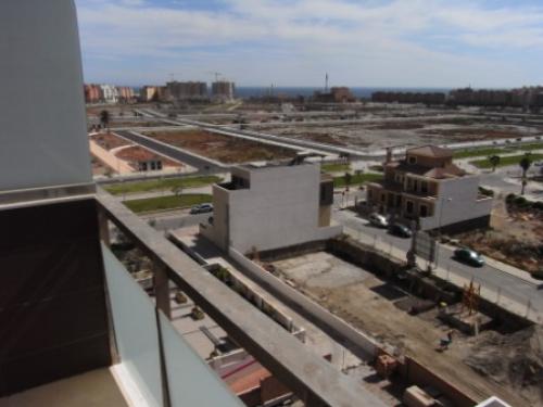 VENTA PISO DE 3 DORM. A ESTRENAR EN LA VAGE DE ACA ZONA SUR