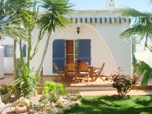 CHALET CON PARCELA PRIVADA EN RETAMAR-TOYO  COSTA DE ALMERIA