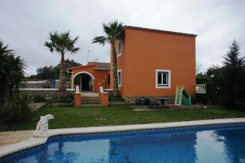 Ref.- A044 MENORCA CHALET/VILLA CON PISCINA EN LA ARGENTINA PRECIO: 465.000 €