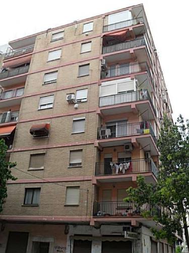 Alquilo piso amueblado junto a Malilla