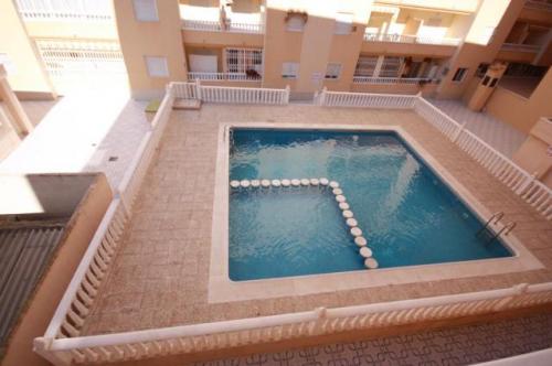 TORREVIEJA VIVIENDA CON  ,PISCINA,CERCA PLAYA 47.500 EUROS