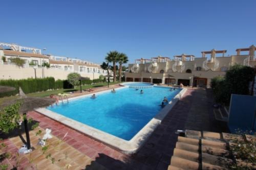 ORIHUELA-COSTA 2 HABS ,PISCINA 48.000 EUROS.