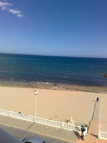Torrevieja apartamento en 1ª linea de playa.