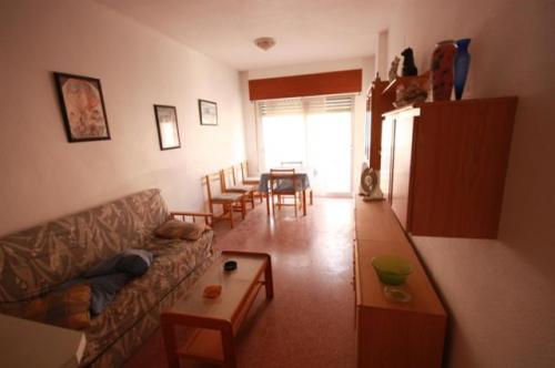 TORREVIEJA APTO CON UNA HABITACION,CERCA PLAYA 37.000 EUROS