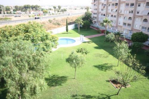 TORREVIEJA CERCA EL PUERTO 1 HABS PISCINA 47.000 E