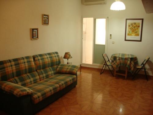 Barrio Retiro, estudio en alquiler MLS 12#37