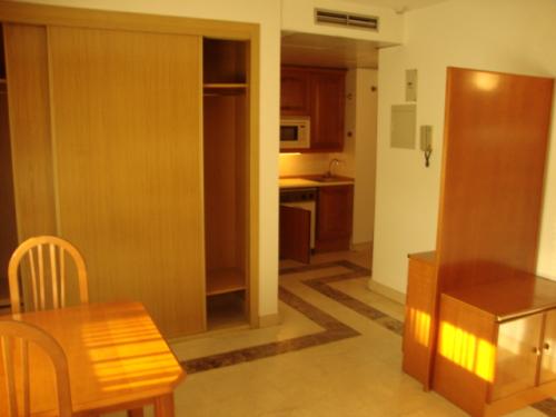 ESTUDIO AMUEBLADO EXTERIOR EN RETIRO - MLS 12#39