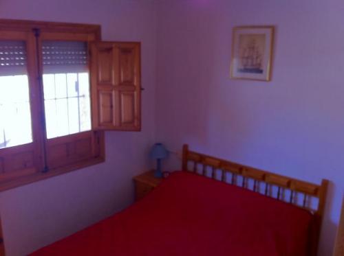 ZONA CERCANA GUARDAMAR DEL SEGURA BUNGALOW CON AJRDIN 32.000 EUROS….URGE SU VENTA!!!!!