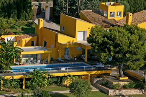 Finca MAR Y MONTAÑA con villa delujo