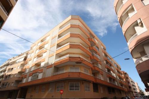 TORREVIEJA AL LADO PLAYA 3 HABS  99.000 E