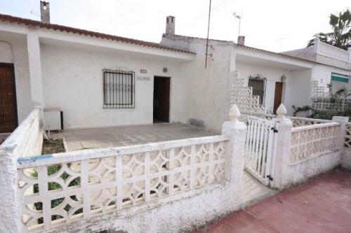 TORREVIEJA GRAN BUNGALOW AMPLIO JARDIN 2 HABS 37.900 E