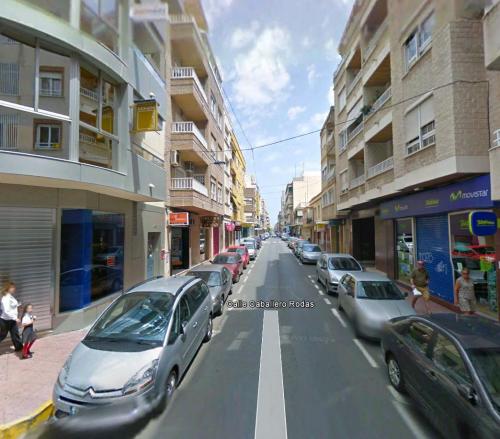 Alquiler local caballero de rodas Torrevieja