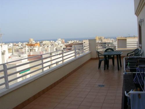 Alquiler ático 2D 2B vistas al mar Torrevieja
