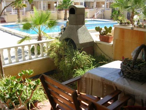 Alquiler bungalow 2 dormitorios la mata torrevieja