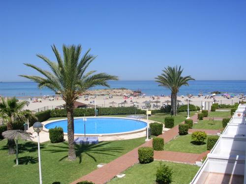 Bungalow 3D primera linea Cabo Roig