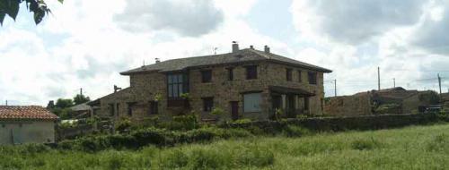 VENTA DE MANSION JUNTO  PARQUE NATURAL ARRIBES DEL DUERO.