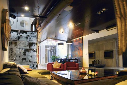 Increíble LOFT de 450 m2, en venta, junto a la G.V. Fdo el Católico