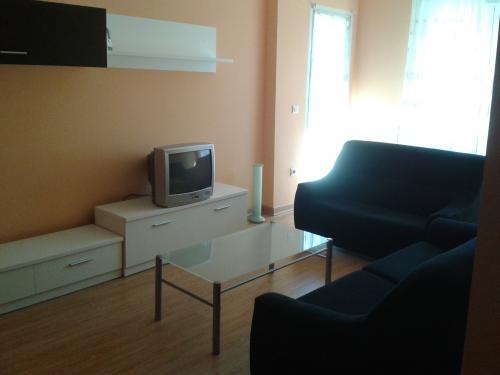 VENTA DE PISO EN TOLEDO EN CALLE POETA MIGUEL HERNANADEZ