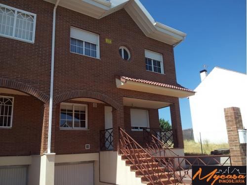 ALQUILER CHALET ADOSADO EN CAMPODON VILLAVICIOSA DE ODON 