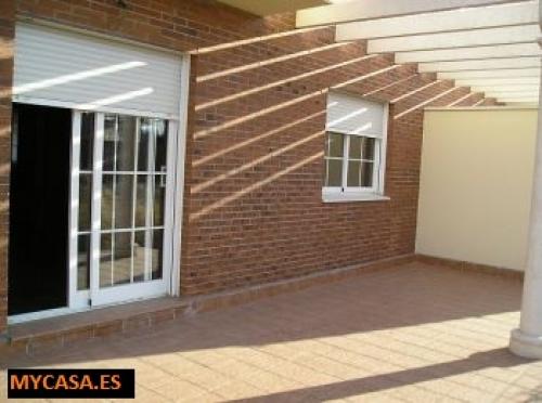 ALQUILER CHALET PAREADO EN EL CASTILLO 