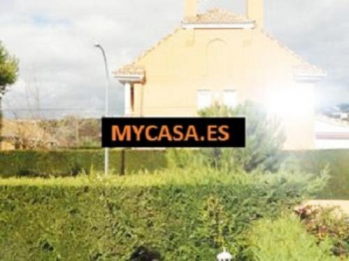 ALQUILER CHALET PAREADO EN EL BOSQUE