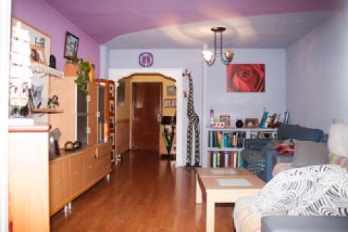 Piso grande y confortable.