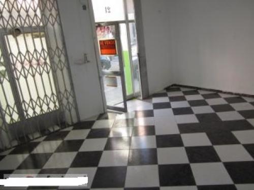 Local próximo a Bravo Murillo.