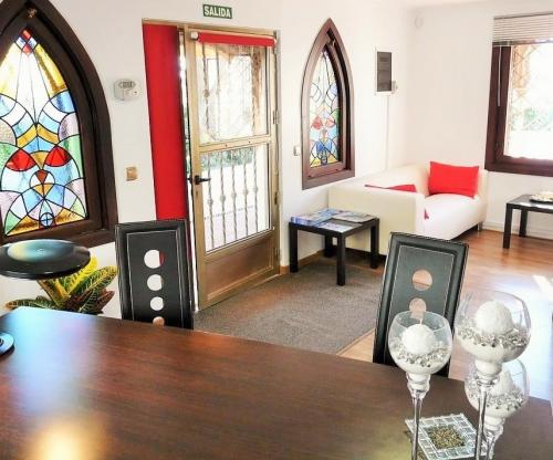 Chalet primera linea playa de los locos, torrevieja