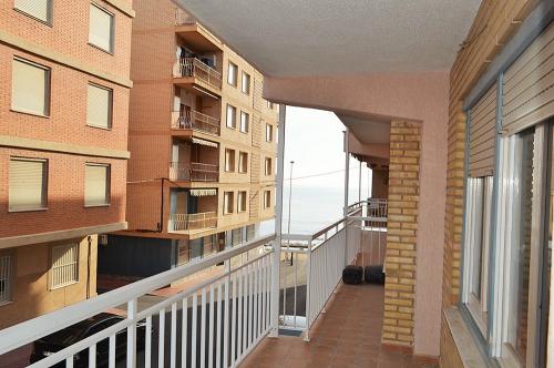 piso 3 dormitorios playa naufragos Torrevieja