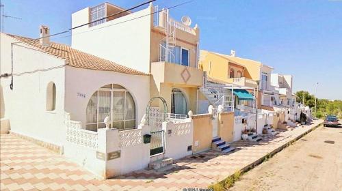 Bungalow 1D junto al paraje natural el chaparral Torrevieja