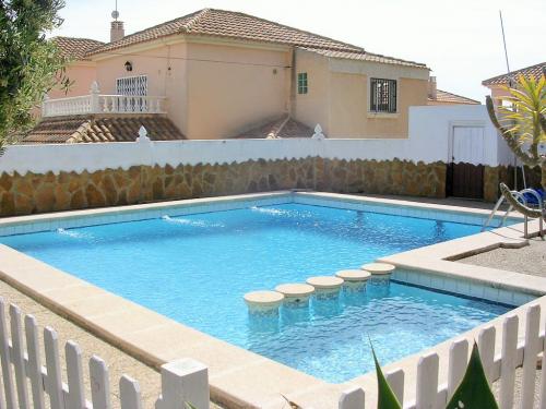 CHALET 4D PARCELA 1. 700 M2 VILLAMARTIN