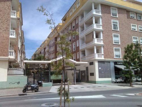 Vendo piso con garage