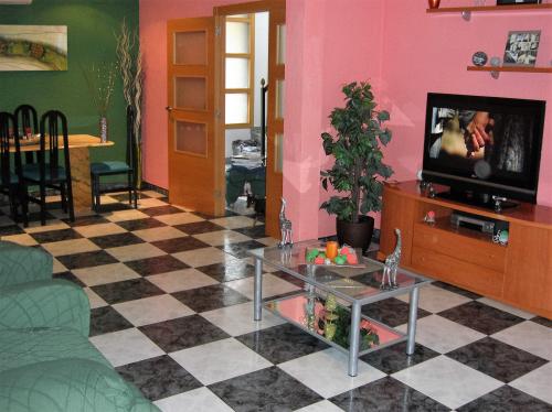 En Venta 2 casas a cuatro vientos independientes en una misma parcela con solar de 551m2