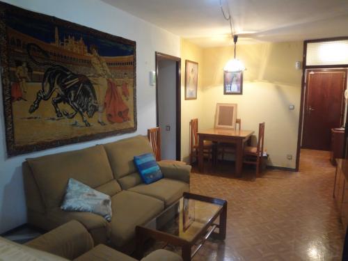 Totalmente exterior, 3 habitaciones, cerca de transporte publico, para entrar a vivir