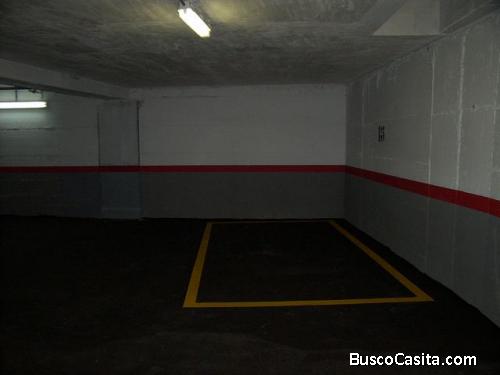 Se vende plaza de garaje cubierta en Madrid