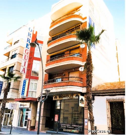 Alquiler ático dúplex 3d 3b centro Torrevieja